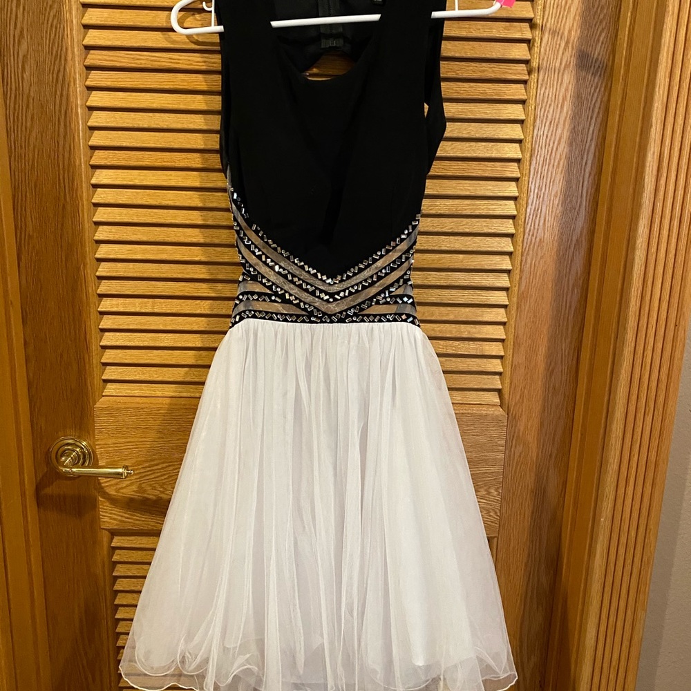 Blondie Nites cocktail dress